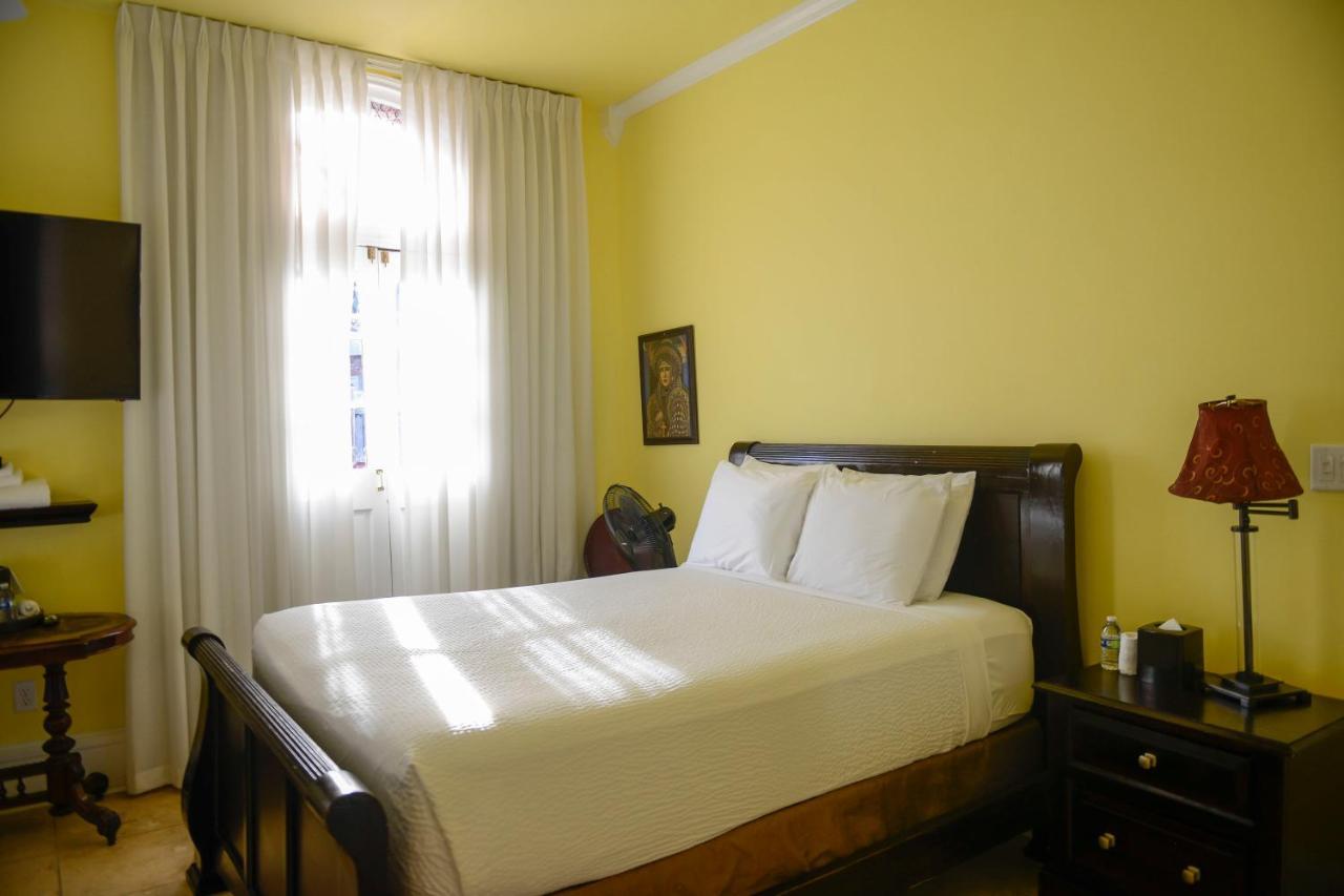 Frenchmen Hotel New Orleans Bagian luar foto