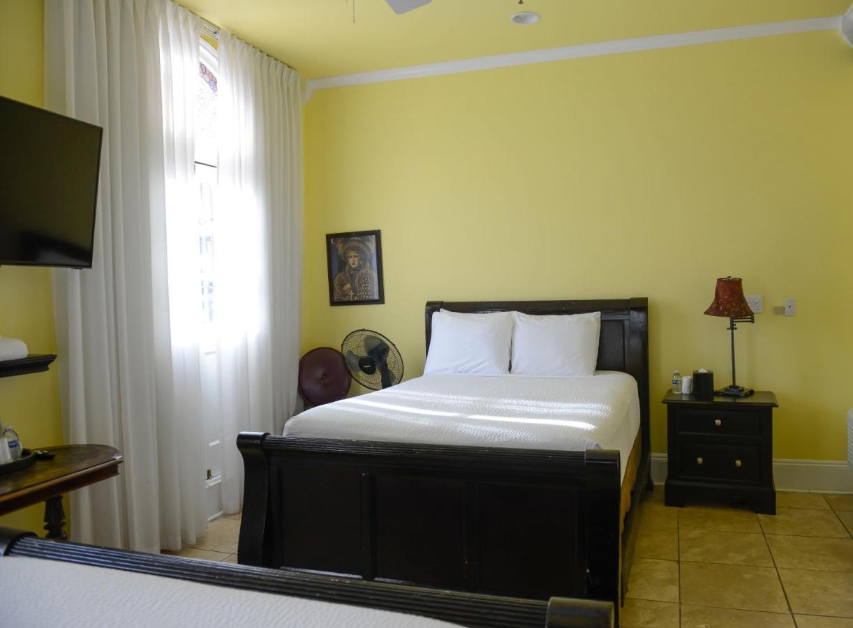 Frenchmen Hotel New Orleans Bagian luar foto